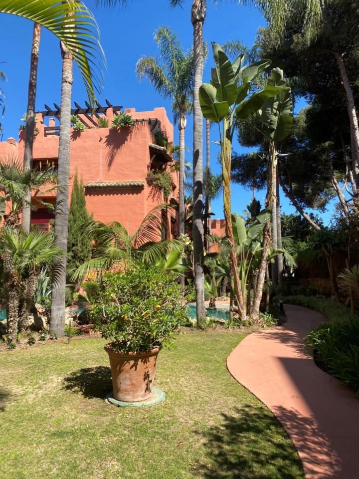Elviria Paradiso Apartment Марбелья Экстерьер фото